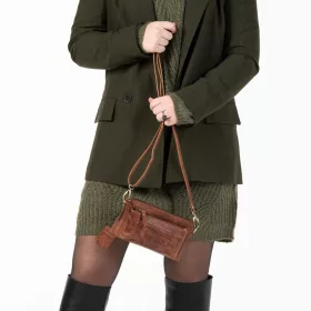   Burkely Croco Cassy konyak színű, kisméretű női bőr válltáska