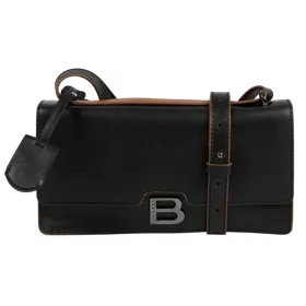   Burkely MODEST MEGHAN fekete női bőr válltáska 24 x 12 cm