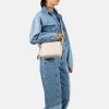Burkely Lush Lucy törtfehér női bőr oldaltáska, crossbody 20 x 17 cm