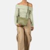 Burkely Keen Keira zöld színű női bőr oldaltáska, crossbody