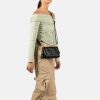 Burkely Keen Keira fekete színű női bőr oldaltáska, crossbody