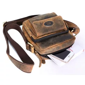 Giorgio Carelli: pull-up bőr oldaltáska 20 cm