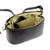 Luka 01-001 GOLD fekete női bőr oldaltáska, crossbody 22 x 13 x 7 cm