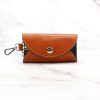 Florence ITK-01 konyak bőr unisex kulcstartó 9 x 6 x 1.5 cm