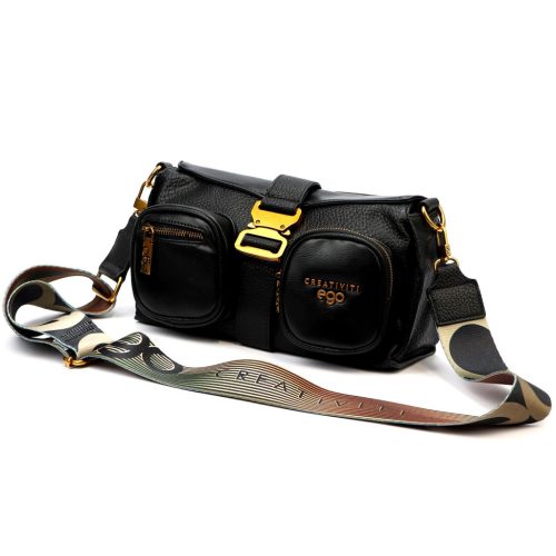 EGO ECR0015CR 220024JZ fekete női válltáska 30 x 18 x 11 cm 