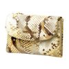 VerMari 3907 bézs kígyóbőr mintás női bőr pénztárca 13.5 x 9 x 3.5 cm