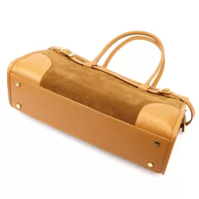 Luka 24-067 konyak női bőr válltáska 38.5 x 20 x 13 cm