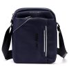  Pierre Cardin 2031 ALAN09 sötétkék férfi oldaltáska 20 x 24 x 9 cm