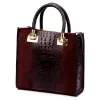 Luka 26-072 CROCO bordó női velúr krokodil mintás bőr kézitáska 30 x 28 cm