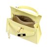 Luka 24-002 halvány sárga női bőr kézitáska, oldalpántal 21 x 14 x 8 cm