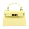 Luka 24-002 halvány sárga női bőr kézitáska, oldalpántal 21 x 14 x 8 cm