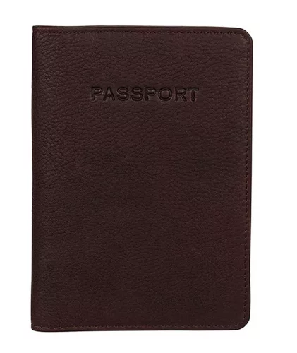 Burkely FUNDAMENTALS ANTIQUE AVERY sötétbarna bőr útlevéltartó, 15 × 10 cm