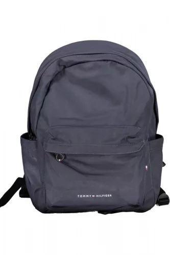 Tommy Hilfiger sötétkék férfi hátizsák 30 x 40 x 15 cm