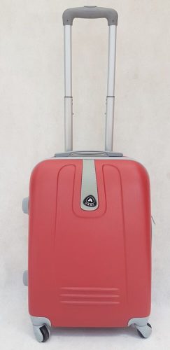 Ormi Hard piros keményfalú, kabin bőrönd 52x37 cm.